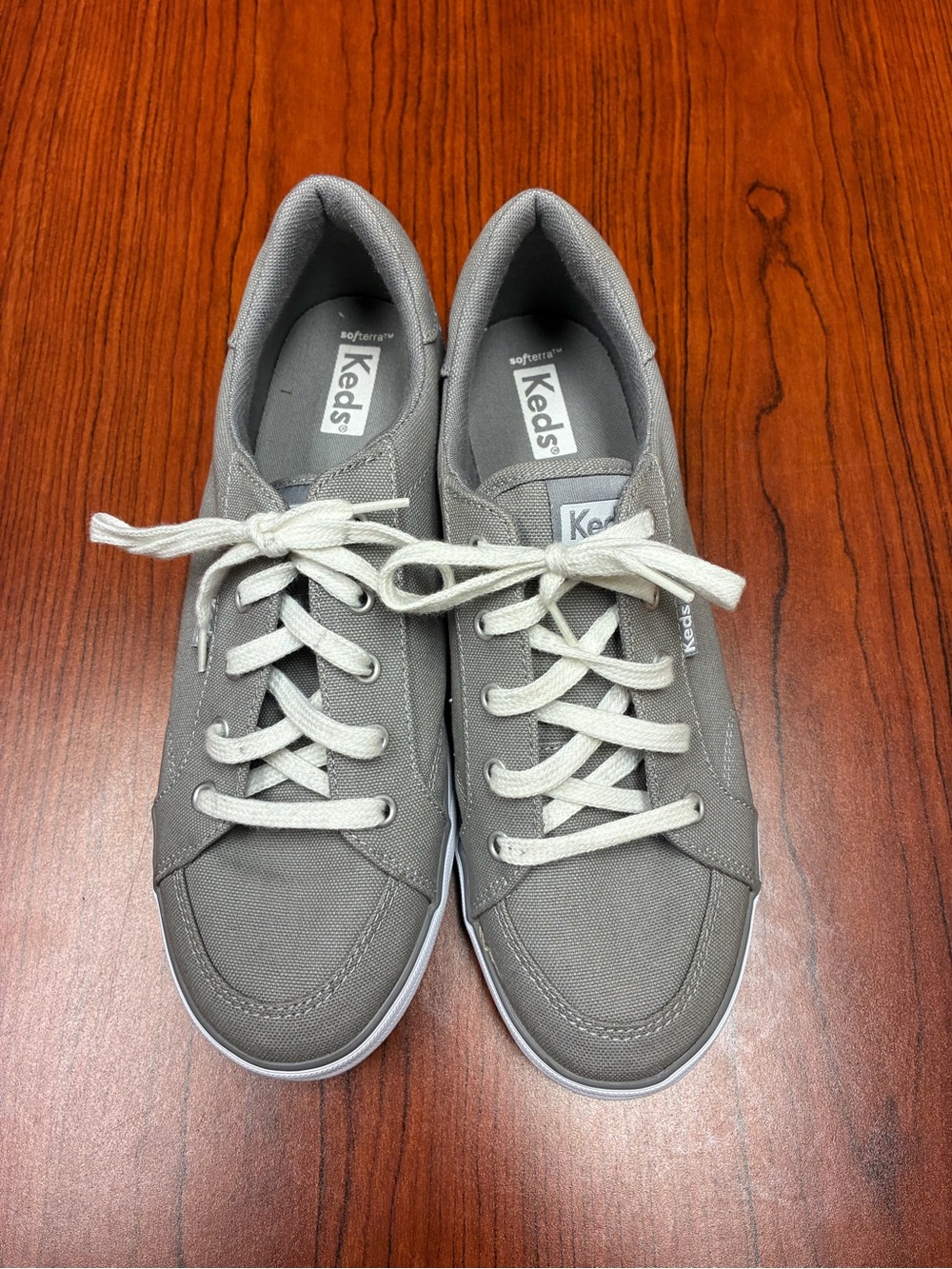 LN Keds Gray and White Women's Canvas Sneaker Size 8
